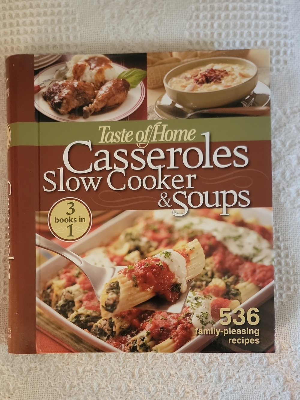 Taste of Home Casseroles Slow Cooker & Soups Cookbook — Brown and Green Cover
